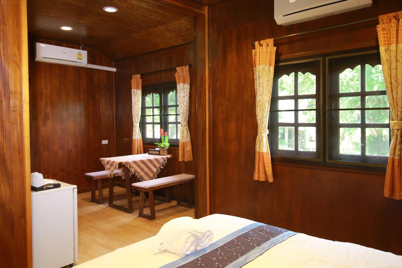 Hotel Papa'S Garden Doi Saket Exterior foto
