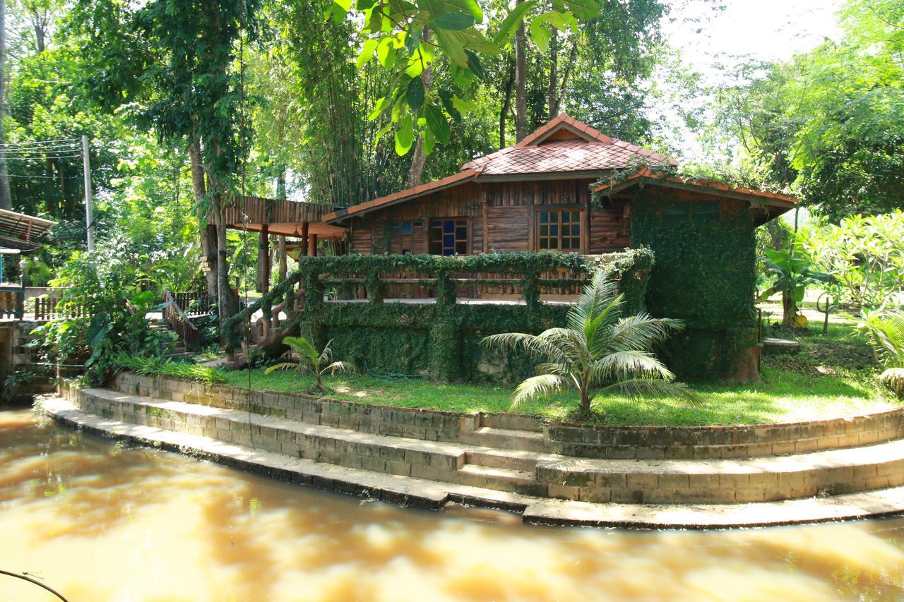 Hotel Papa'S Garden Doi Saket Exterior foto